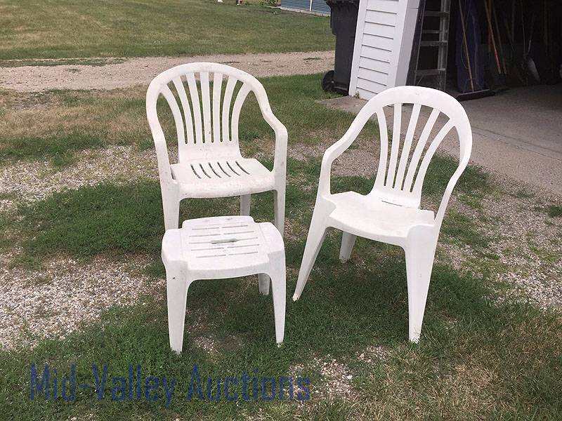 Resin Chairs