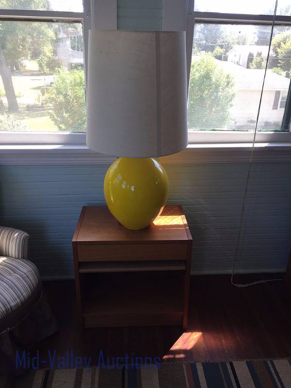 Lamp & matching side tables
