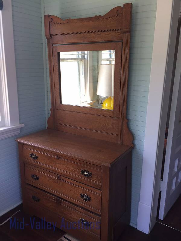 Vintage dresser with mirror