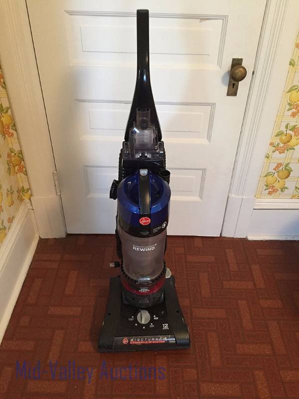 Hoover vacuum