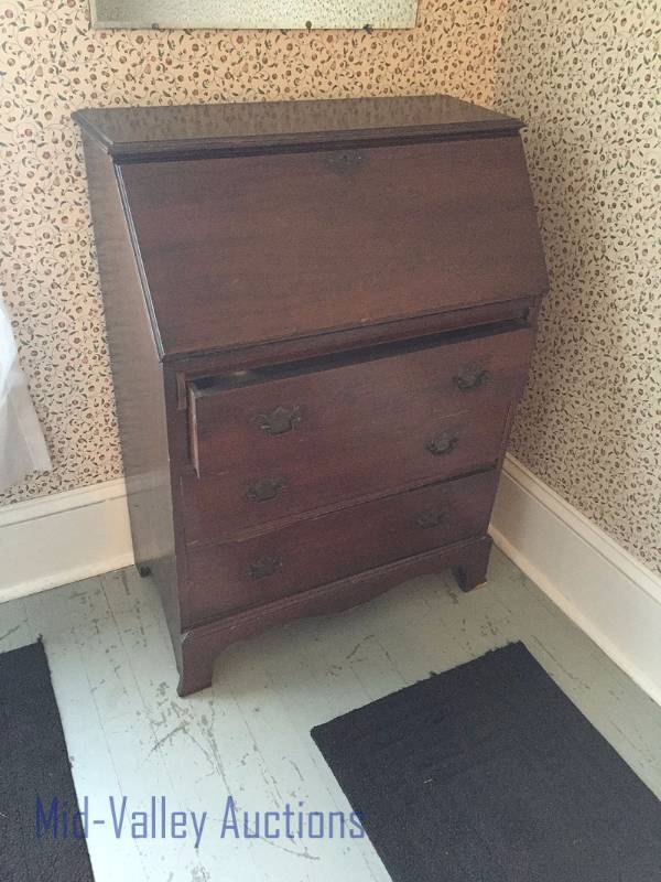 Secretary desk