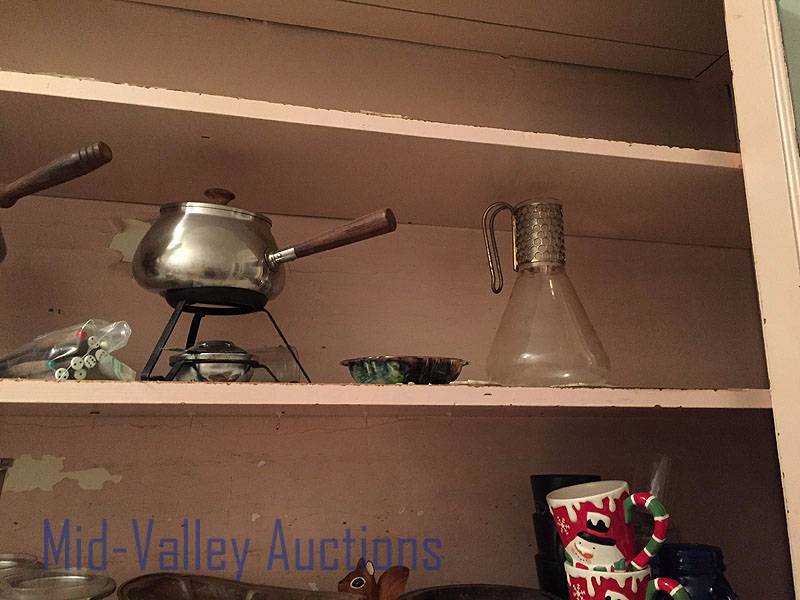 Large kitchen lot 2