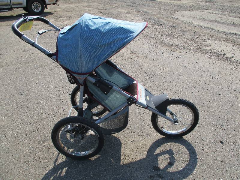 Schwinn Stroller