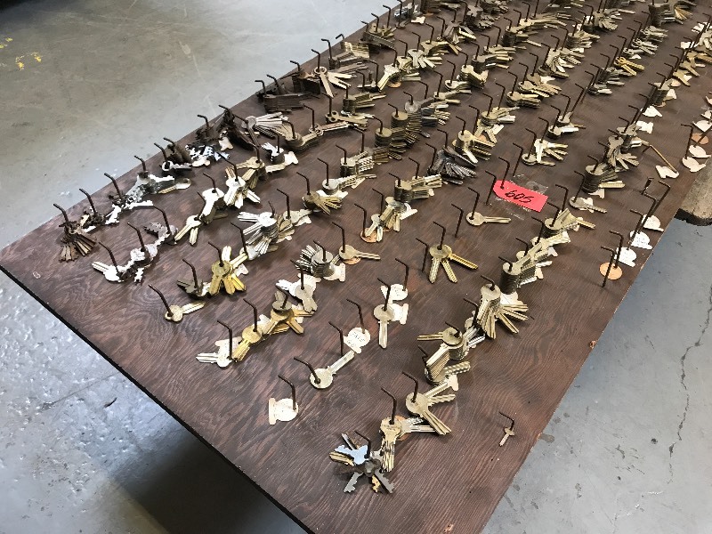 DISPLAY BOARD OF KEY BLANKS