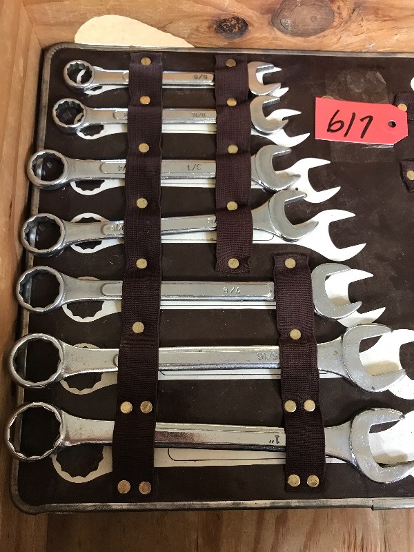 WRENCH SET