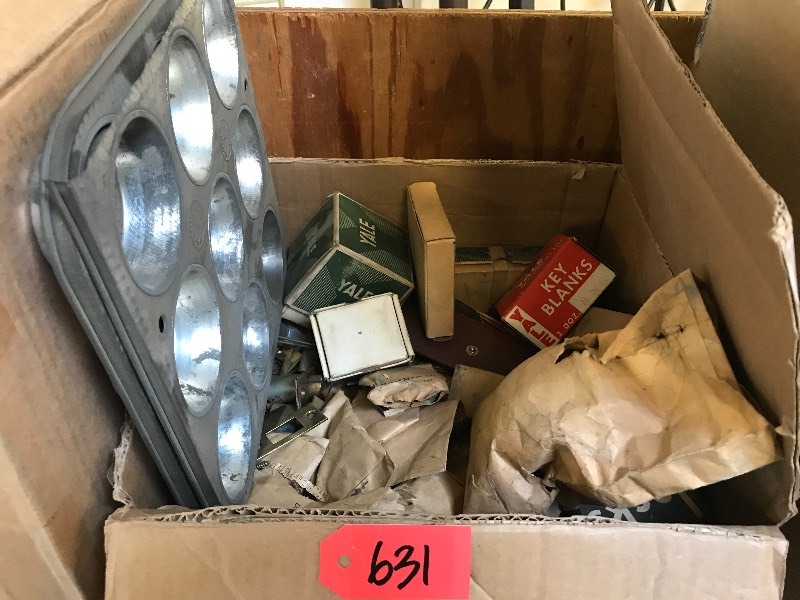 LOT OF LOCK HARDWARE AND OTHER