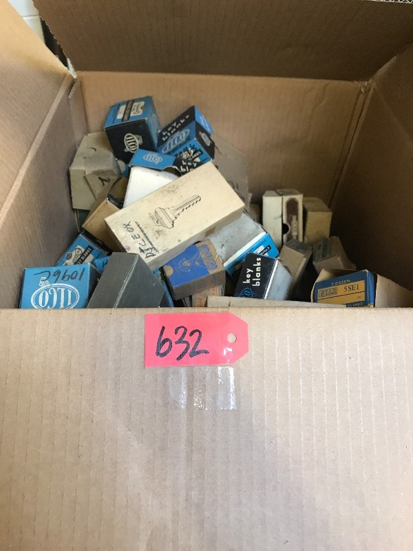 LOT OF KEY BLANKS