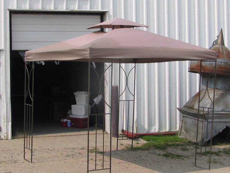 10 x 10 Gazebo