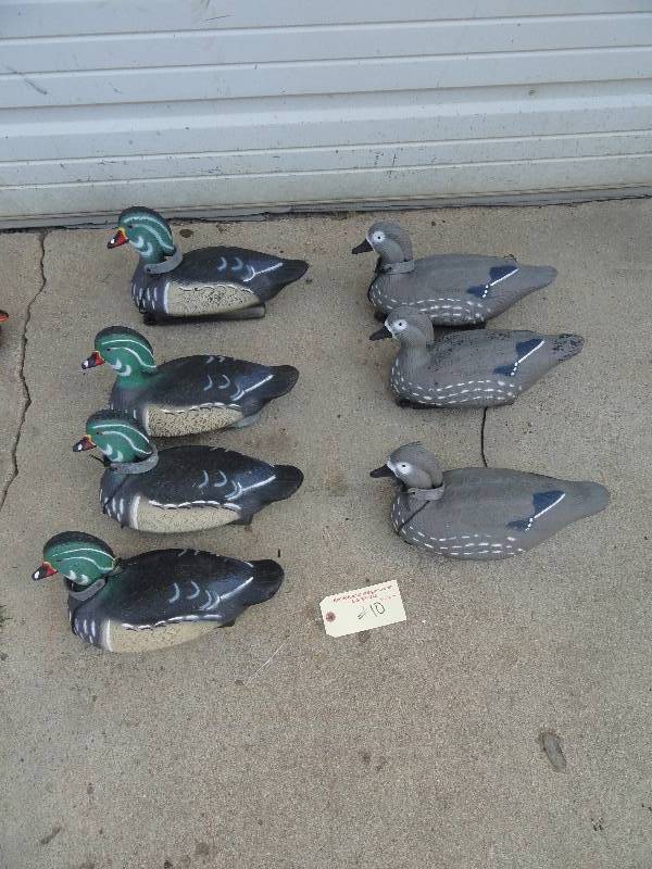 Wood Duck Decoys With Bag
