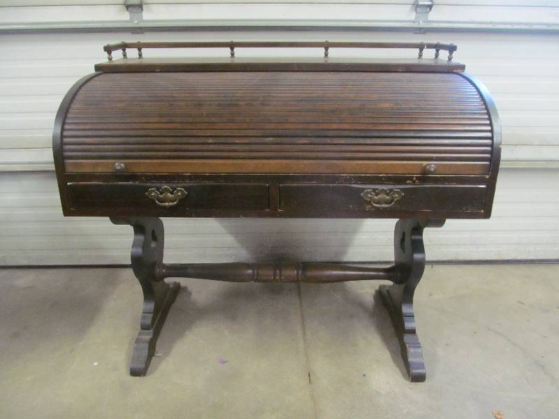 desk