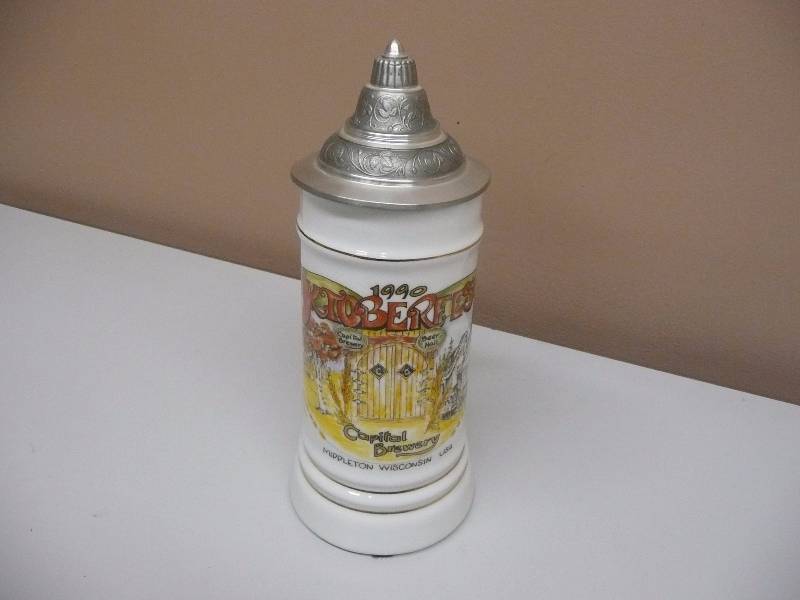 lot 37 image: Capital Brewery, Middleton, Wisconsin 1990 Octoberfest Stein First Edition - 391 OF 1000 - GREAT CONDITION - SEE PICTURES