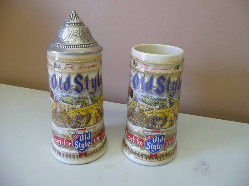 lot 44 image: OLD STYLE BEER LIMITED EDITION STEIN SET - GREAT CONDITION - SEE PICTURES