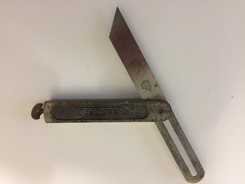 lot 12 image: Adjutable Angle Square