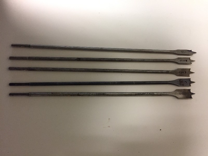 lot 14 image: 5 Drill Bits