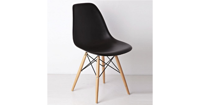 lot 85 image: 2 Sumter Club Chairs- similar to st...