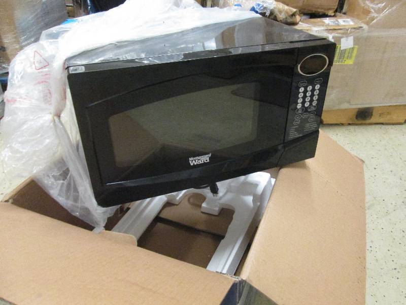 lot 1 image: Montogomery Wards Microwave Oven op...