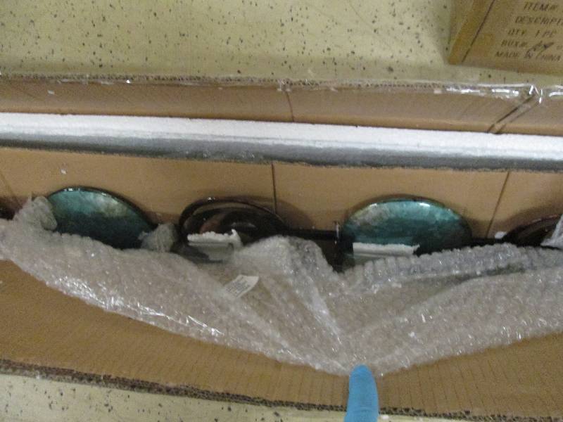 lot 11 image: Set of 2 Five-Circle Sconces open b...