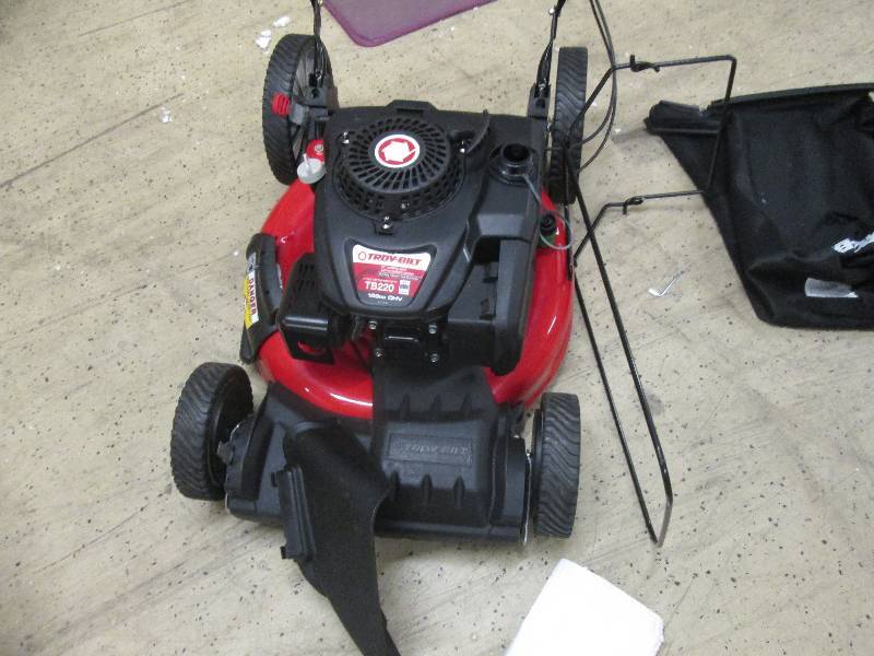 lot 44 image: 21, 159cc 3-in-1 Self Propelled Mo...