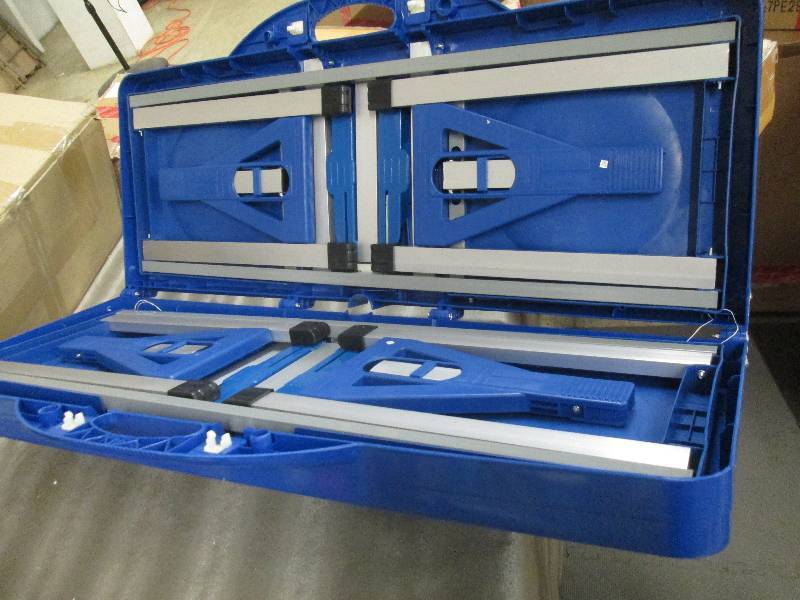 lot 61 image: Outsunny Portable Folding Outdoor C...