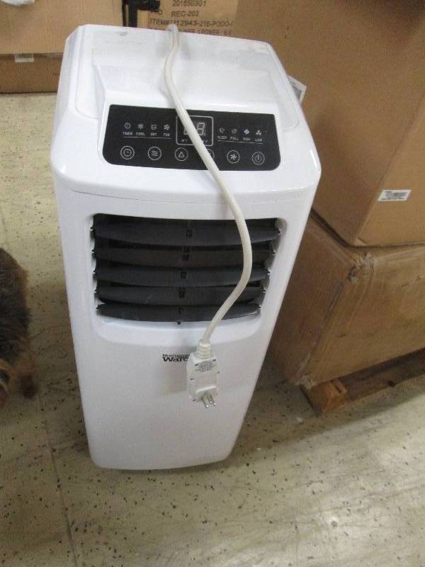 lot 117 image: 8,000 BTU Portable AC and Dehumidi...