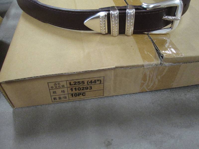 lot 115 image: Lot of 10 Canyon Outback Brown Leat...