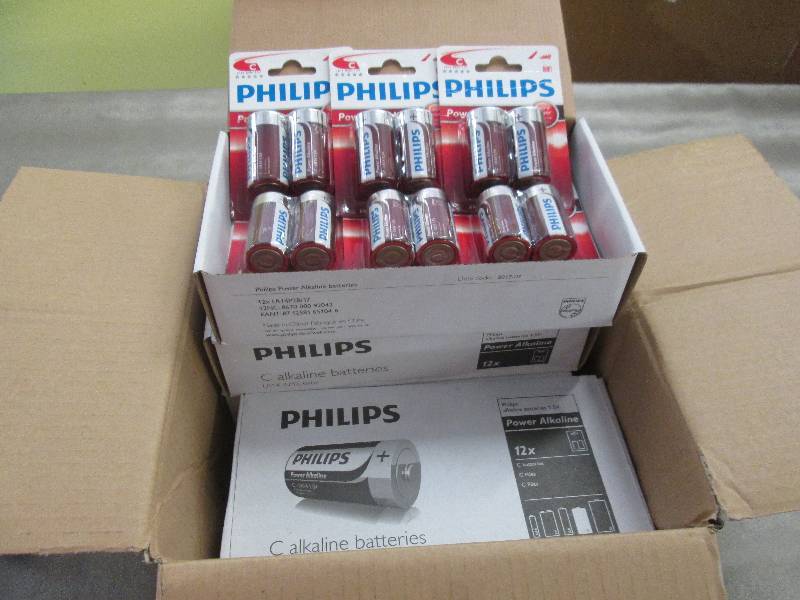 lot 127 image: Case of 48 2-pks Philips C Alkaline...