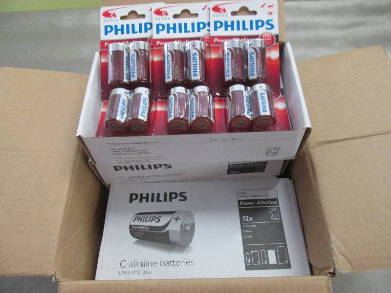 lot 131 image: Case of 48 2-pks Philips C Alkaline...