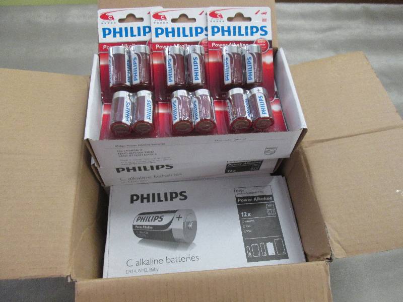 lot 136 image: Case of 48 2-pks Philips C Alkaline...