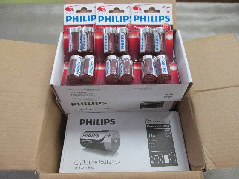 lot 137 image: Case of 48 2-pks Philips C Alkaline...