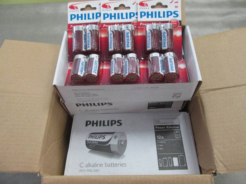 lot 147 image: Case of 48 2-pks Philips C Alkaline...