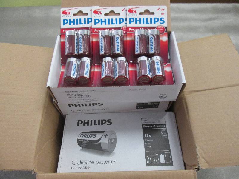 lot 148 image: Case of 48 2-pks Philips C Alkaline...