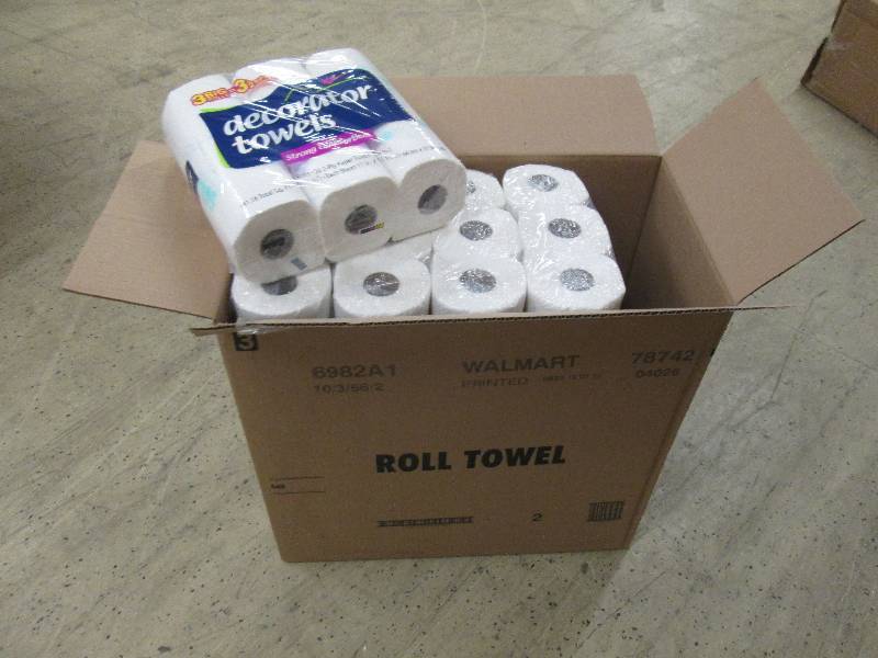 lot 250 image: 1 Case of Decorator Paper Towels 10...