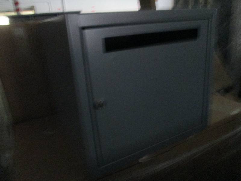 lot 266 image: Metal Locked Drop Box 20Wx20Dx18H i...