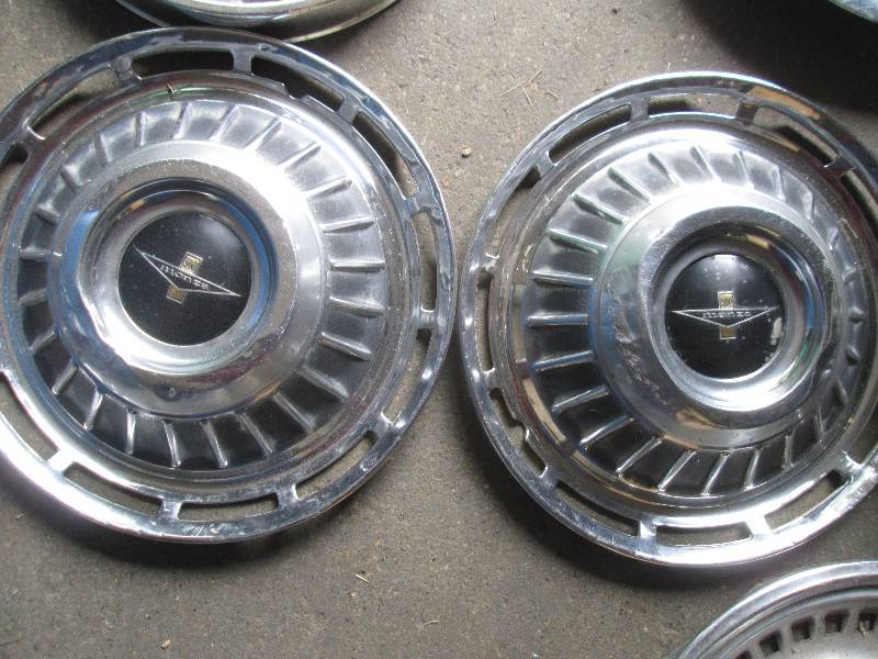 lot 6 image: Lot of 2 Monza Hubcaps...
