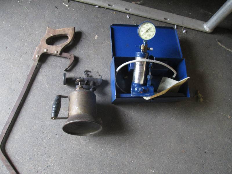 lot 12 image: Vintage Tools...
