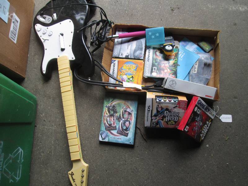 lot 32 image: Assorted Games, Game Guitar...