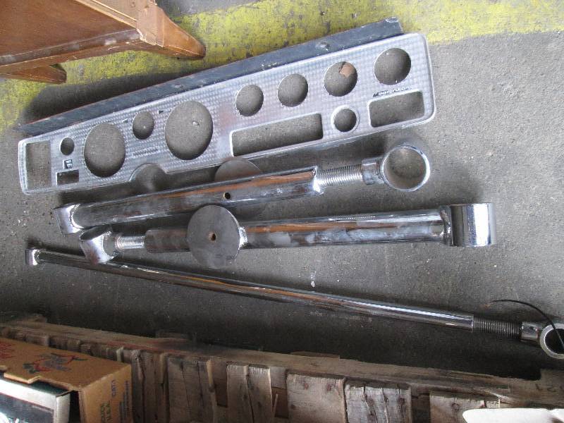 lot 35 image: Assorted Automotive Parts...