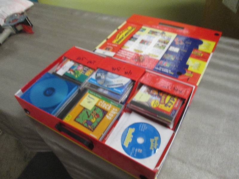 lot 173 image: Jump Start Home Learning Kit Age 4-...