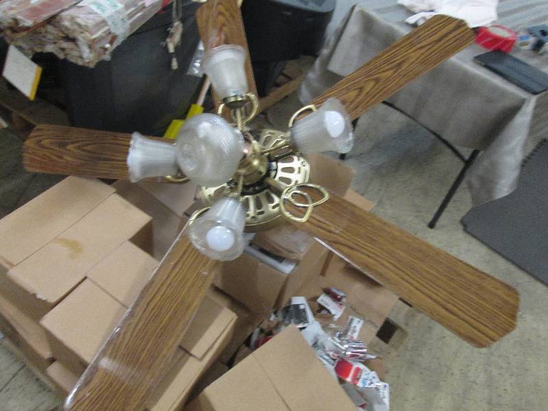 lot 185 image: 52 inch Ceiling Fan...
