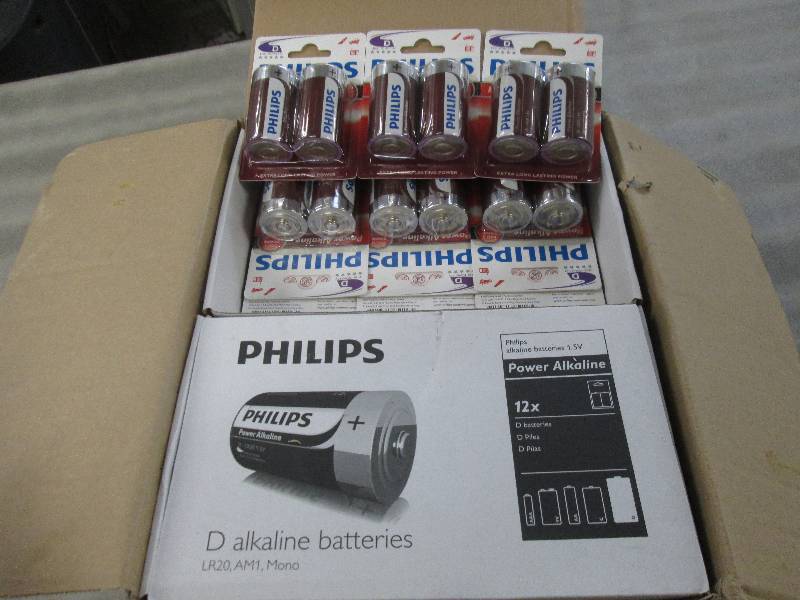 lot 187 image: Case of 48 2-pks Philips D Alkaline...