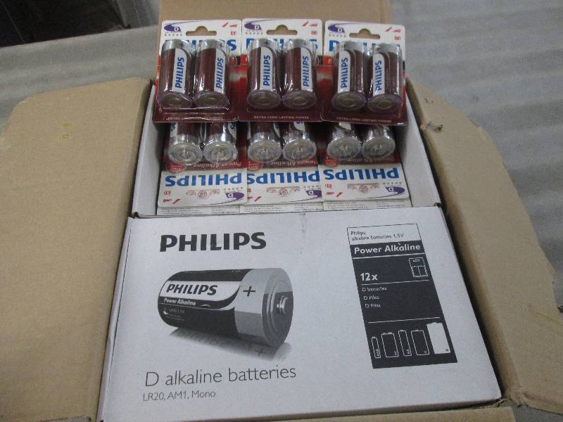 lot 188 image: Case of 48 2-pks Philips D Alkaline...