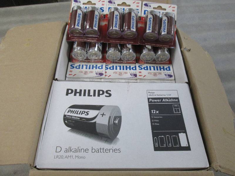 lot 192 image: Case of 48 2-pks Philips D Alkaline...