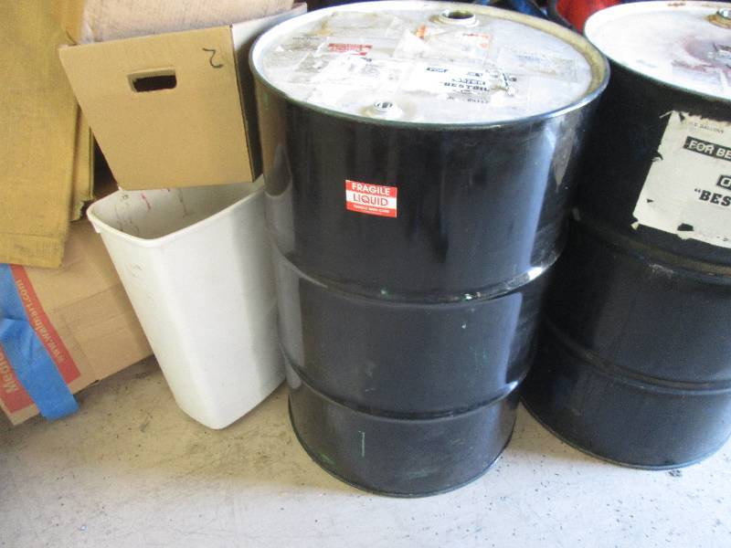 lot 213 image: Large Metal Drum Barrel...
