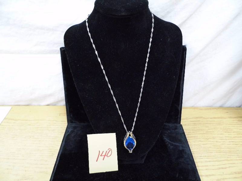 Necklace w Blue Stone