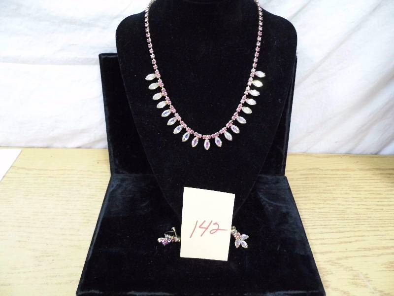 Rhinestone Necklace w Earrings