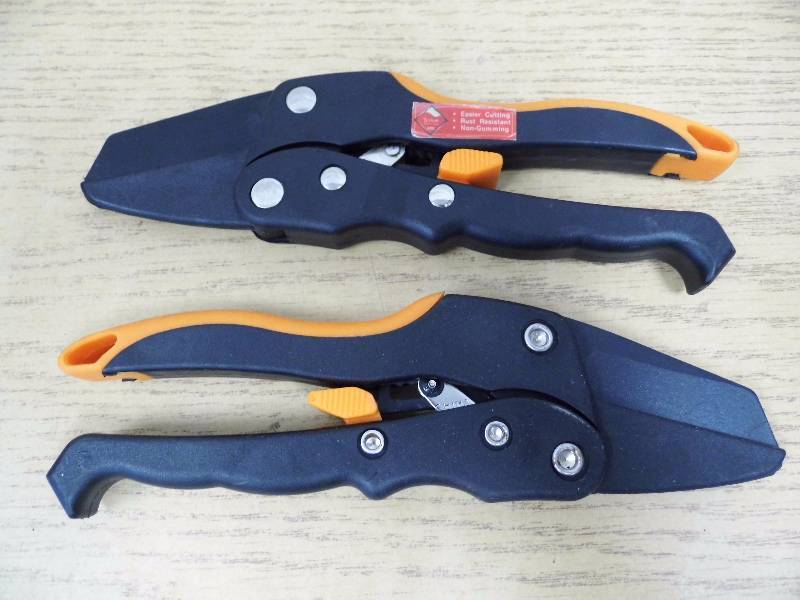 Pair of Racheting Garden Cutters
