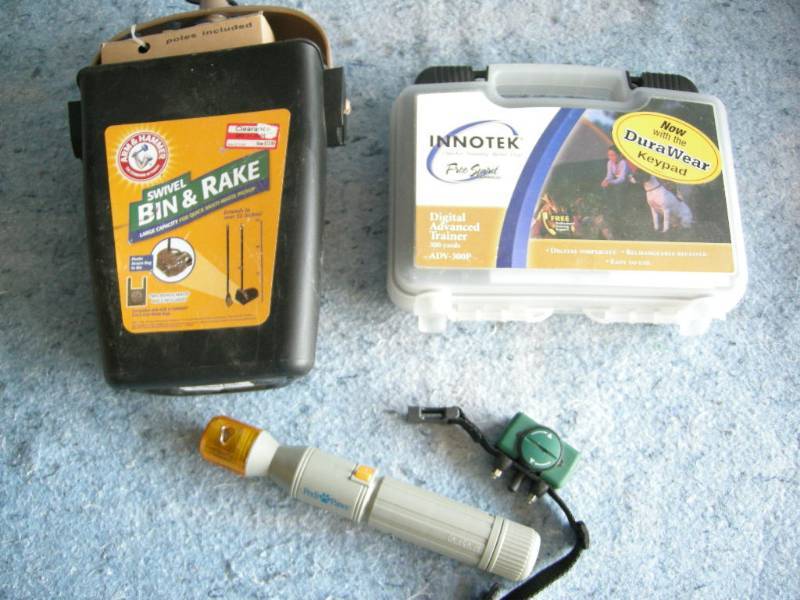 lot 33 image: Dog Trainer and Supplies