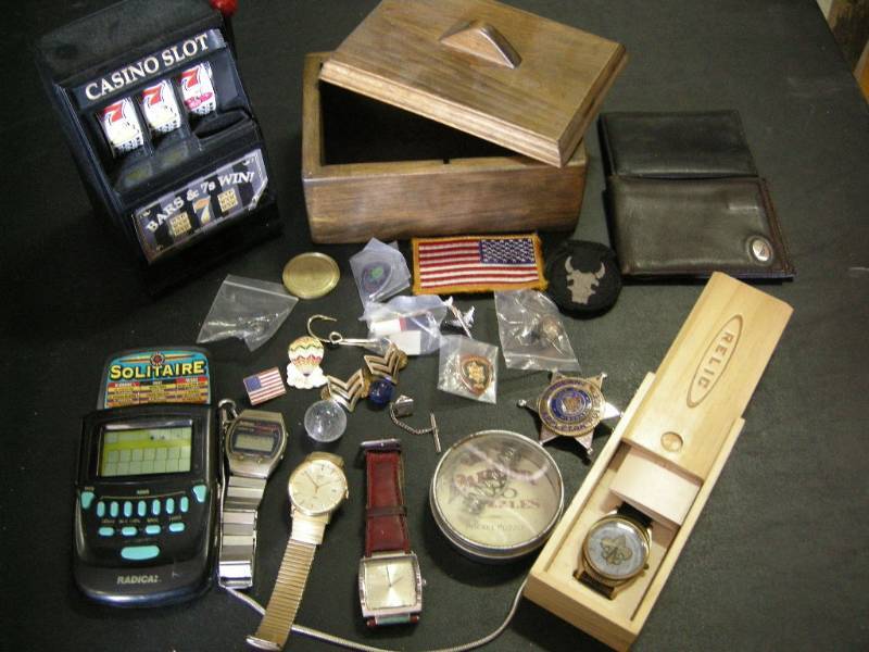 lot 72 image: Watches, Pins, Badges, Games