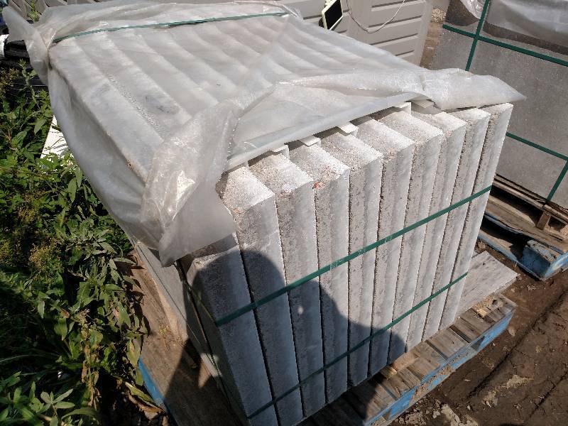 lot 42 image: 10 pcs. Wausau Tile, Approx. 2.75 ...
