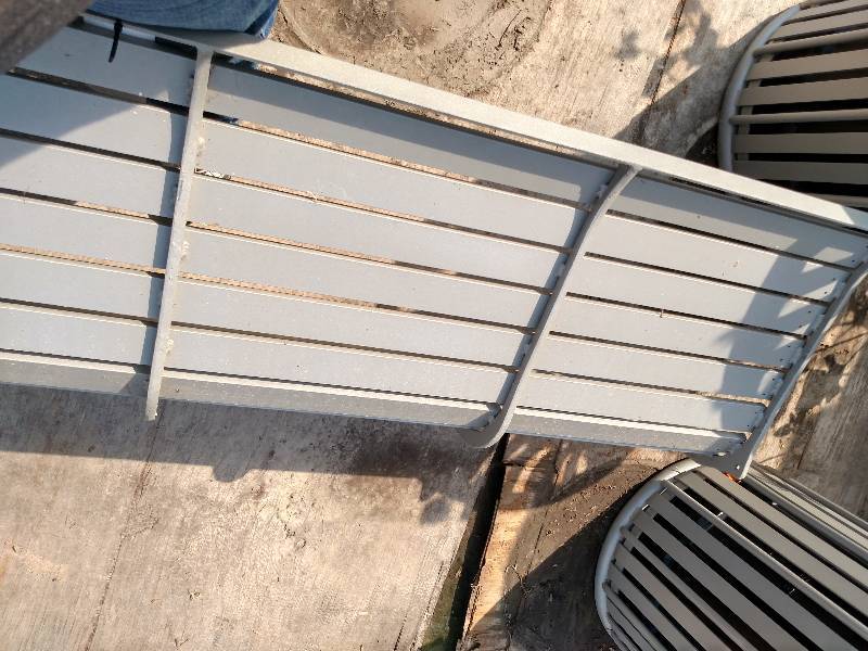 lot 93 image: Decoative Aluminum 6 Bench, Powder...